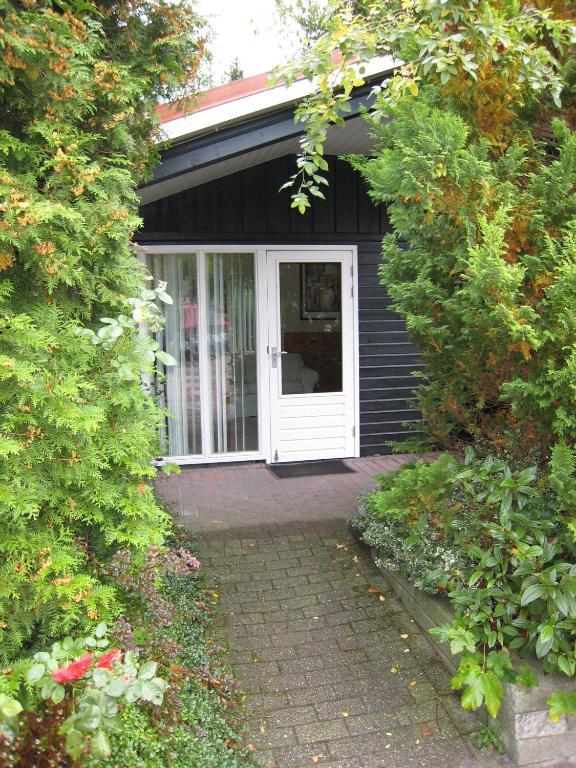 Vakantiepark de Bronzen Eik Sellingen Zimmer foto
